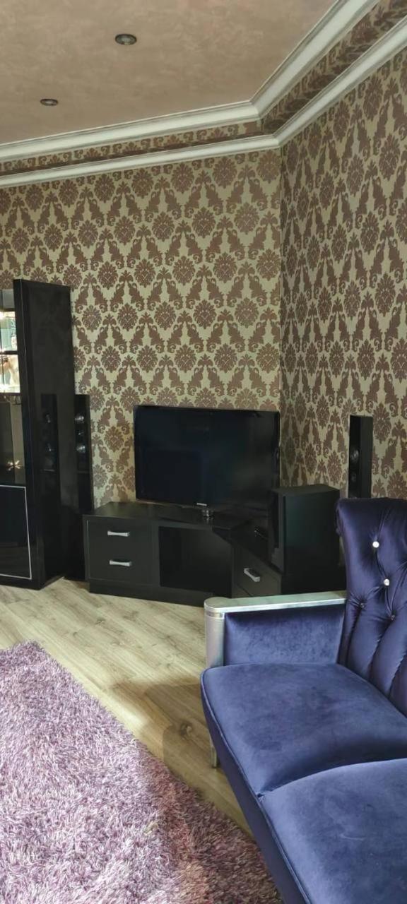 אלמטי Nurly Tau 2Room Apartments מראה חיצוני תמונה