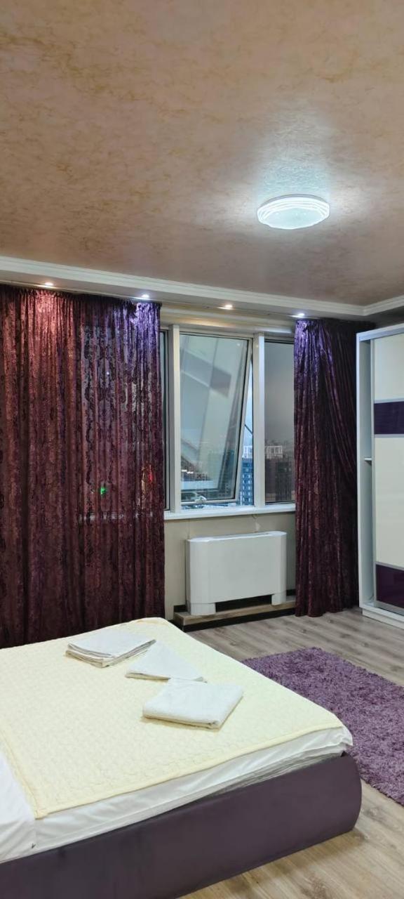 אלמטי Nurly Tau 2Room Apartments מראה חיצוני תמונה